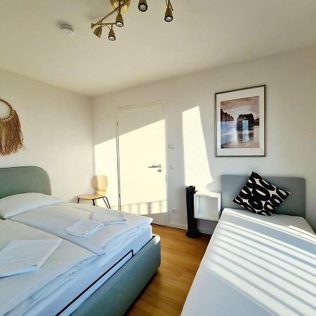 Urban Living - Top Floor Apartment Hamburg Bagian luar foto