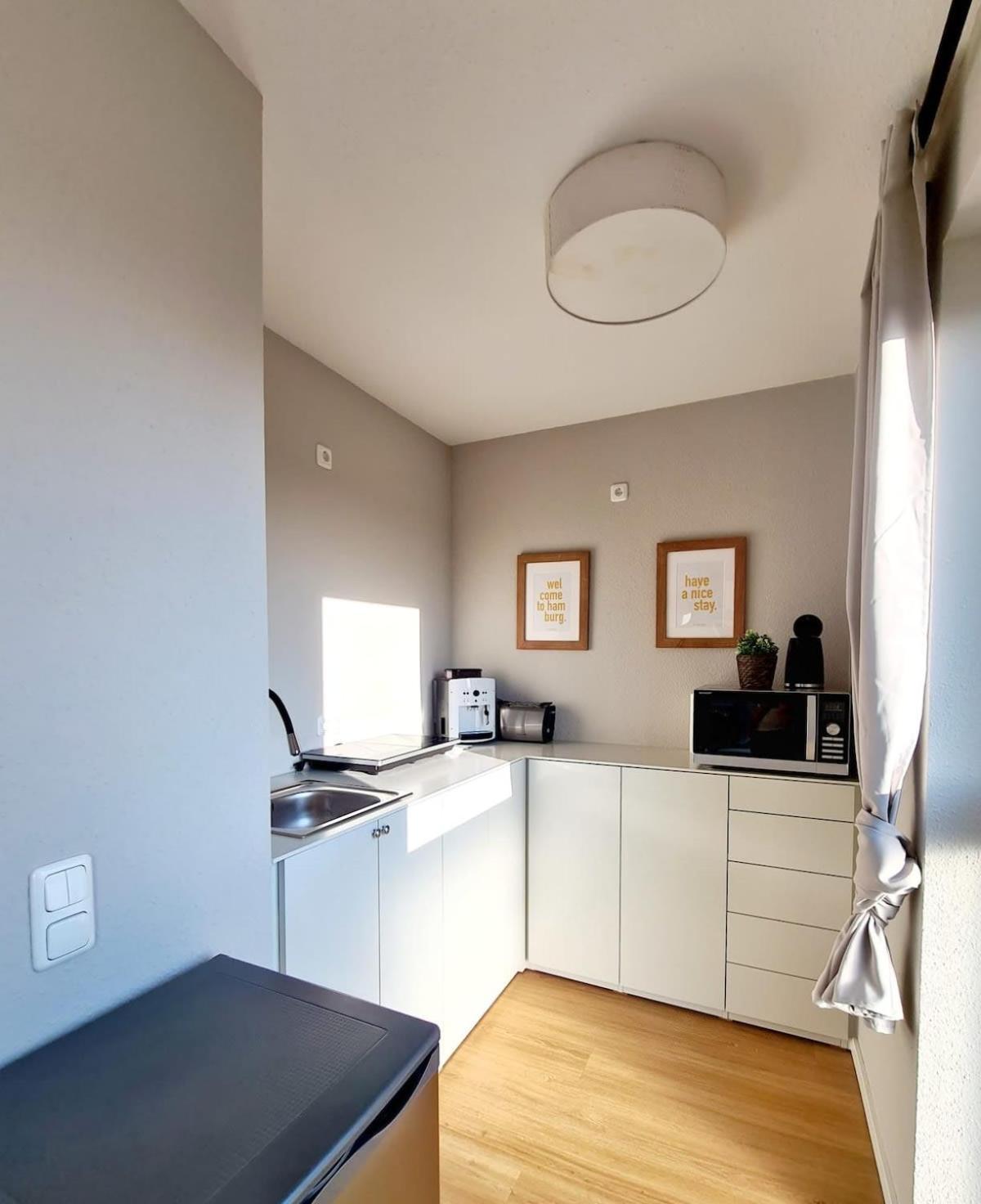 Urban Living - Top Floor Apartment Hamburg Bagian luar foto