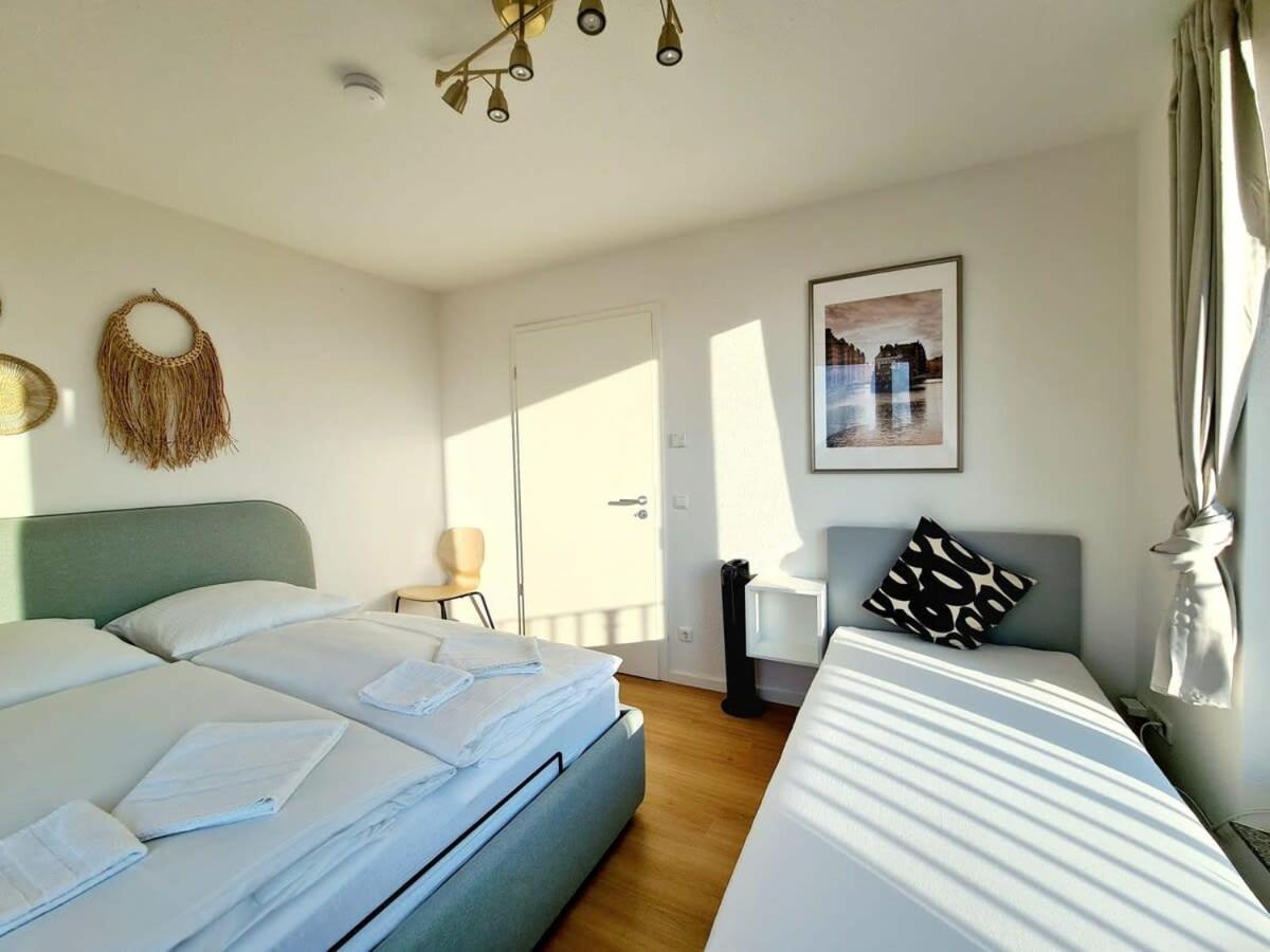 Urban Living - Top Floor Apartment Hamburg Bagian luar foto