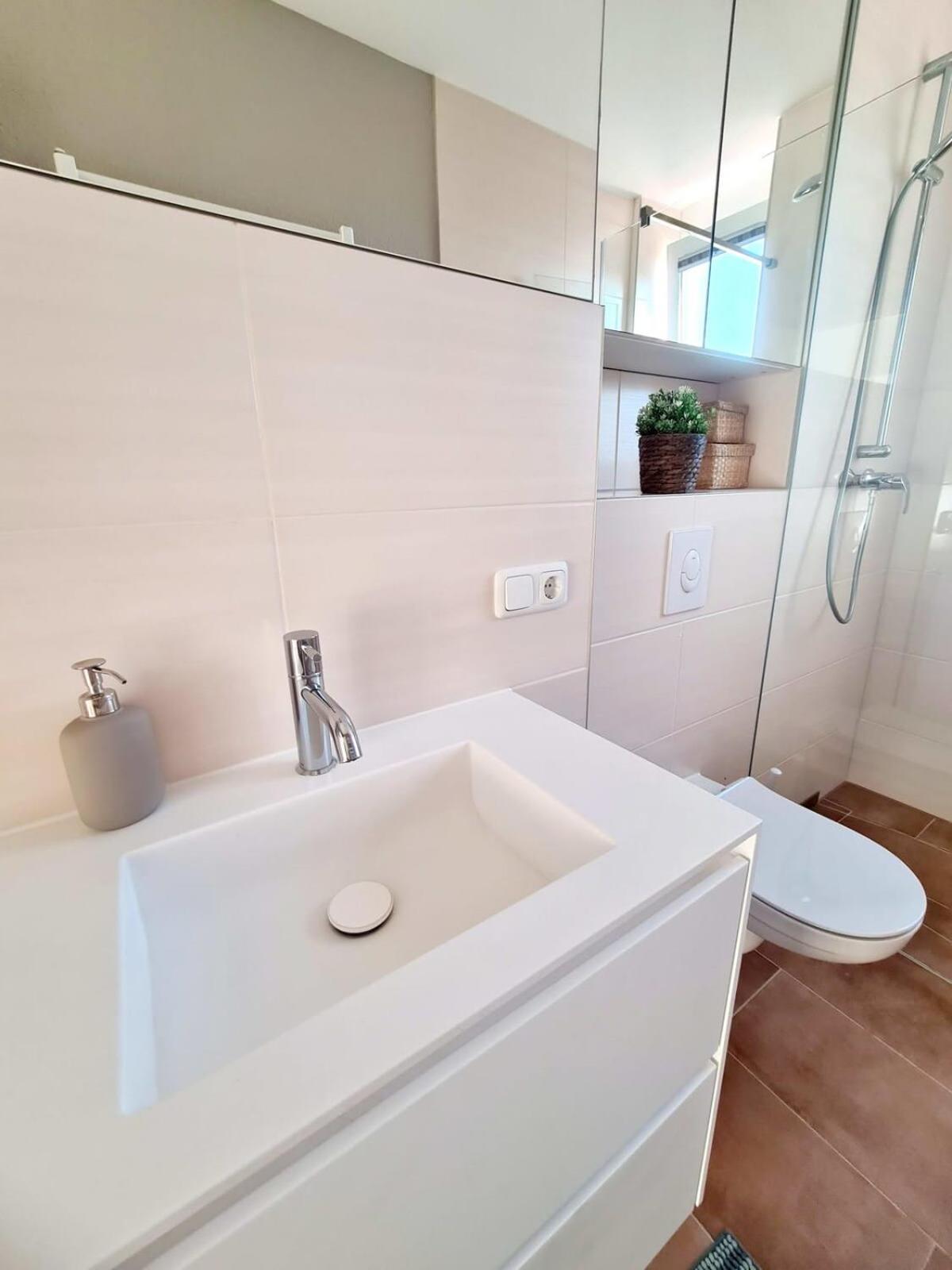 Urban Living - Top Floor Apartment Hamburg Bagian luar foto